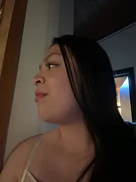 Cute Angell  online show from May 5, 3:31 am