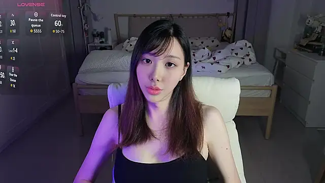 Snapshot of joycemilka chatting on June 11, 12:24 pm joycemilka online show from June 11, 12:24 pm