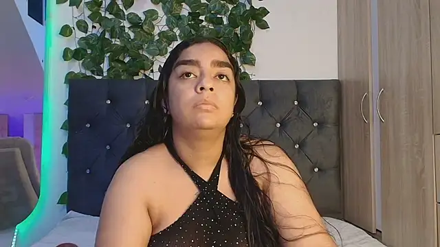 Snapshot of lauravince chatting on May 30, 11:32 pm lauravince online show from May 30, 11:32 pm