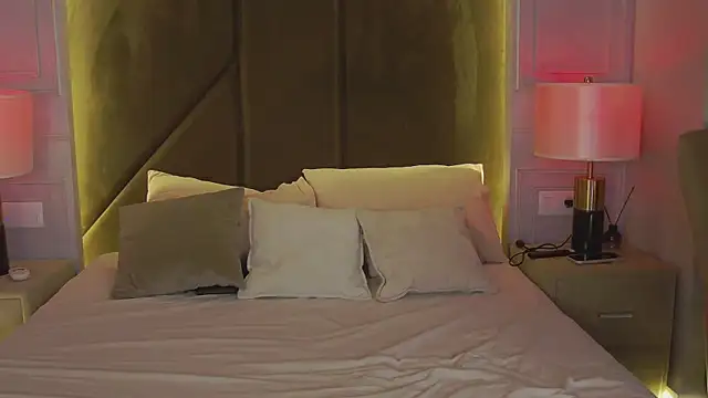 MaeveMoon online show from March 22, 6:42 pm