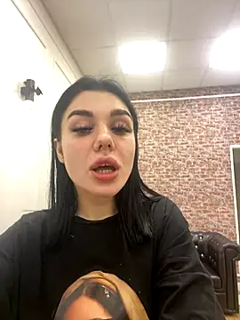 MaeveMoon online show from October 31, 4:14 pm