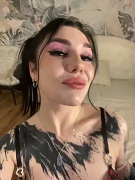 MaeveMoon online show from May 28, 8:59 pm