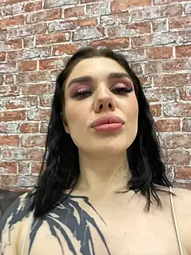 MaeveMoon online show from November 29, 5:35 pm