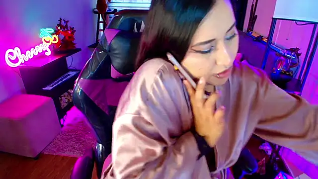 cherryy bombshelll online show from March 26, 2:15 pm