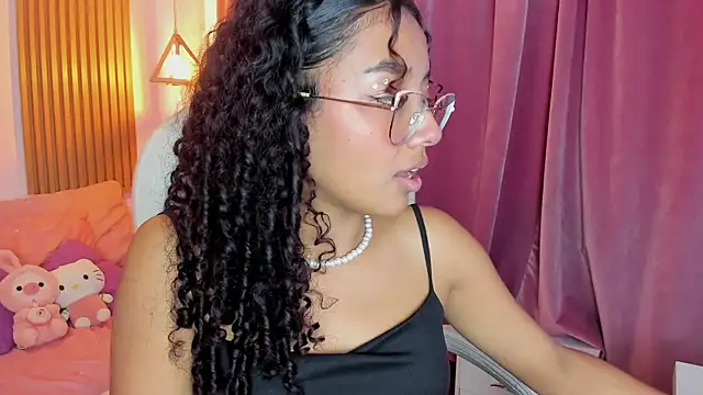 Snapshot of im_morgann chatting on February 13, 4:39 pm im morgann online show from February 13, 4:39 pm