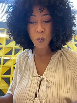 dianagolley420 online show from March 25, 5:01 pm