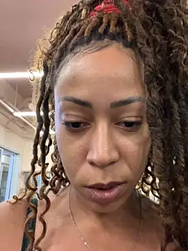 dianagolley420 online show from February 6, 9:28 pm