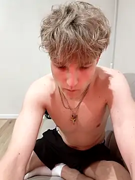 And25bn online show from February 9, 8:23 am