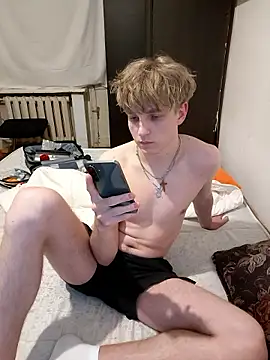 And25bn online show from March 14, 12:27 am