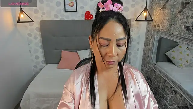 Michelle  taylor online show from March 19, 5:17 pm