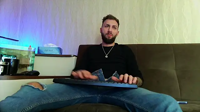 JamieNoxus online show from March 11, 11:44 am