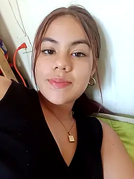 Snapshot of EsperanzaAndJey chatting on October 18, 7:16 pm EsperanzaAndJey online show from October 18, 7:16 pm