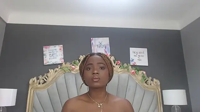 LindaBird online show from March 7, 5:49 pm