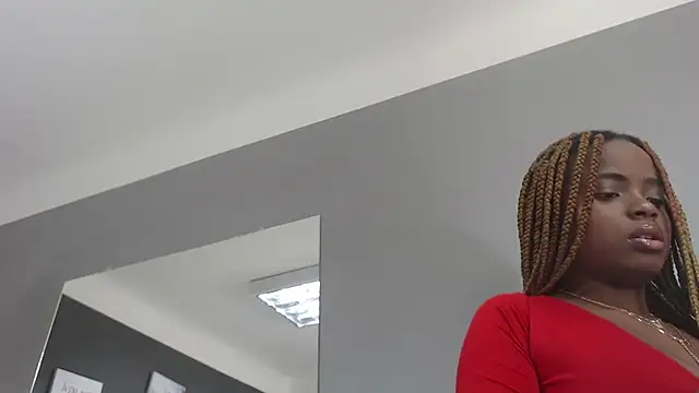 LindaBird online show from March 8, 7:09 pm