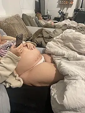 Princessemisse online show from December 4, 6:07 pm