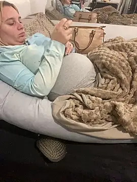 Princessemisse online show from December 3, 5:12 pm