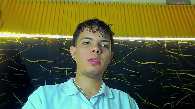 Alessandro 1610 online show from April 8, 8:16 am