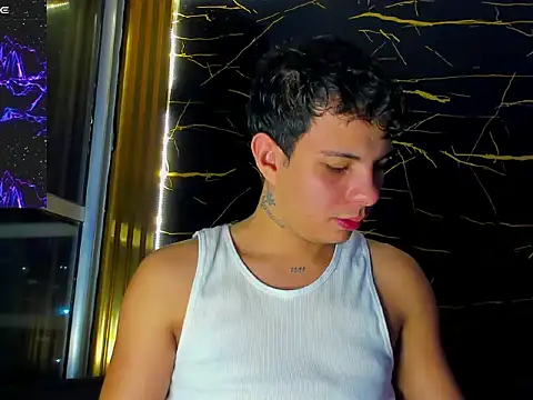 Alessandro 1610 online show from June 15, 3:07 am