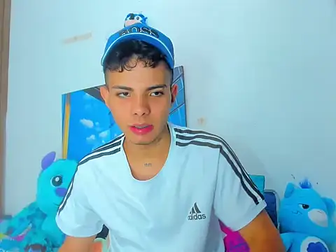 Alessandro 1610 online show from March 13, 2:01 pm