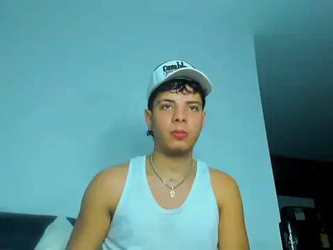 Alessandro 1610 online show from September 15, 2:34 am