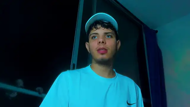 Alessandro 1610 online show from October 20, 4:03 am