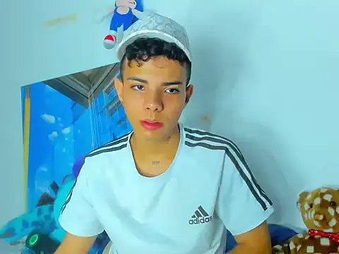 Alessandro 1610 online show from March 19, 5:19 am