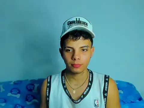 Alessandro 1610 online show from September 12, 4:45 am