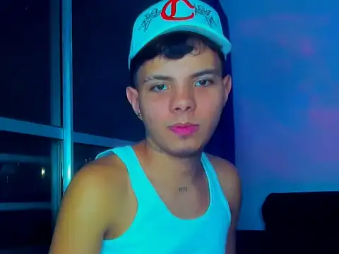 Alessandro 1610 online show from November 12, 4:49 am