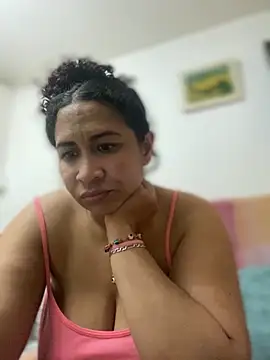 Carola-Ross online show from March 8, 4:21 pm