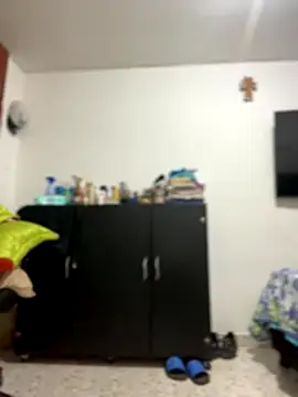 Carola-Ross online show from November 29, 7:03 pm