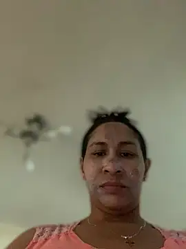 Snapshot of Carola-Ross chatting on October 7, 7:04 pm Carola-Ross online show from October 7, 7:04 pm