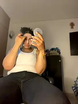 Carola-Ross online show from November 18, 5:38 pm