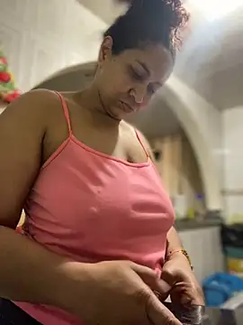 Carola-Ross online show from April 5, 3:51 pm