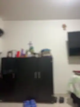 Carola-Ross online show from April 14, 5:18 pm