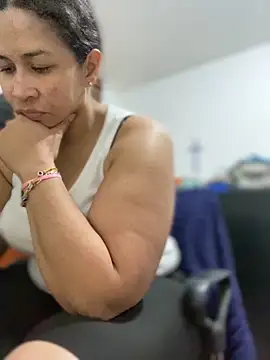 Carola-Ross online show from February 10, 5:23 pm