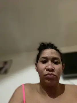 Carola-Ross online show from March 22, 2:40 pm