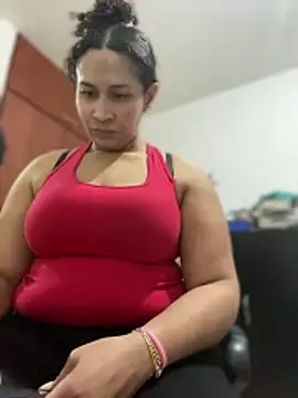 Carola-Ross online show from February 13, 5:35 pm