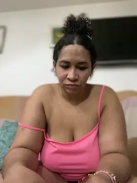 Carola-Ross online show from February 1, 2:48 pm