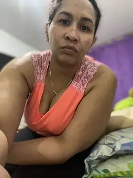 Carola-Ross online show from March 4, 11:01 pm