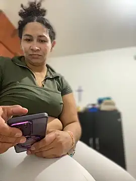 Carola-Ross online show from February 20, 5:26 pm