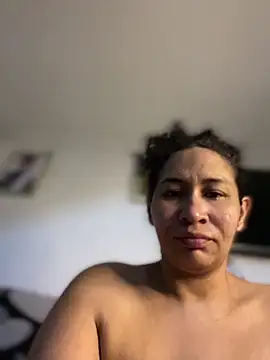 Snapshot of Carola-Ross chatting on June 6, 1:38 pm Carola-Ross online show from June 6, 1:38 pm