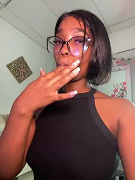 blackgril12 online show from February 3, 11:21 pm