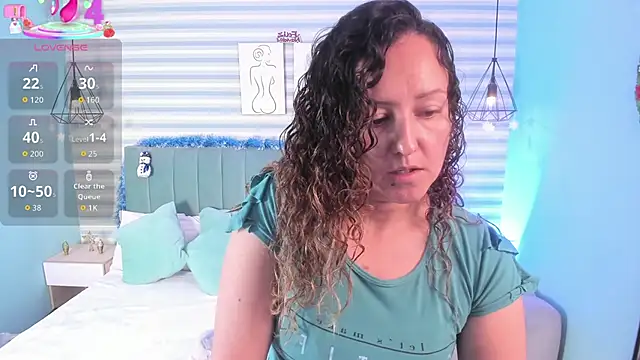 abby apple online show from December 17, 1:38 pm