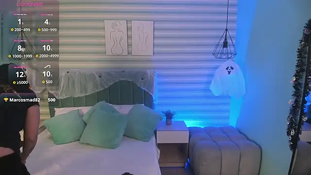 abby apple online show from October 23, 1:43 pm