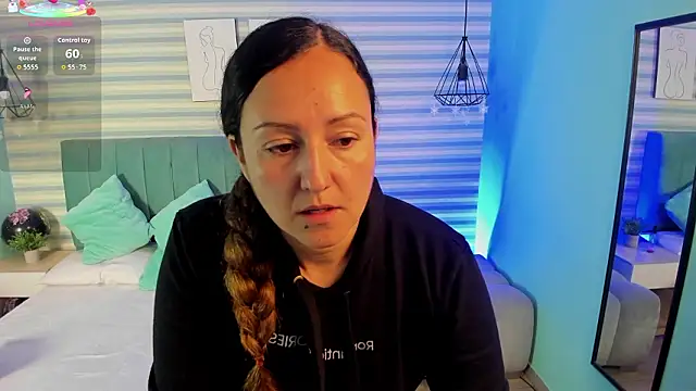 abby apple online show from February 2, 12:48 pm