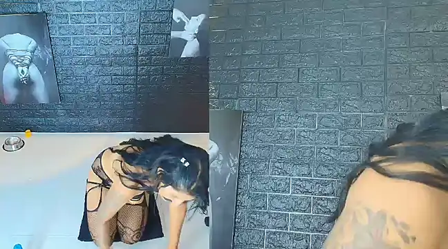 Snapshot of andrea_bdsm1 chatting on February 15, 2:11 pm andrea bdsm1 online show from February 15, 2:11 pm