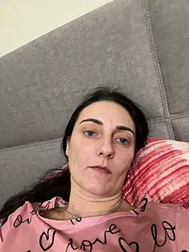 Snapshot of Miroslava1247 chatting on March 4, 7:32 pm Miroslava1247 online show from March 4, 7:32 pm