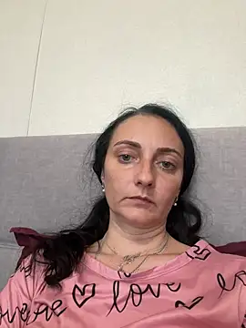 Snapshot of Miroslava1247 chatting on May 13, 9:49 am Miroslava1247 online show from May 13, 9:49 am