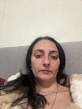 Snapshot of Miroslava1247 chatting on April 25, 7:22 pm Miroslava1247 online show from April 25, 7:22 pm