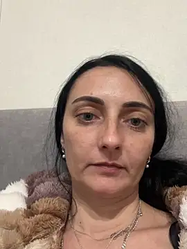 Snapshot of Miroslava1247 chatting on April 26, 6:27 pm Miroslava1247 online show from April 26, 6:27 pm